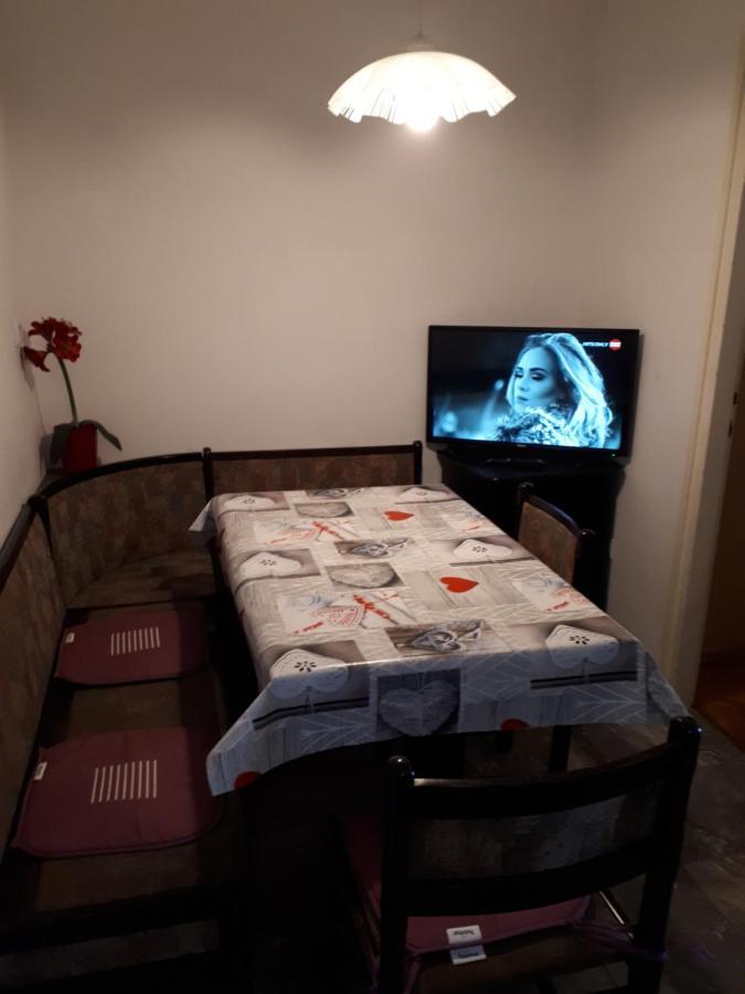 Apartment Blazic - Near The Beach Ика Экстерьер фото